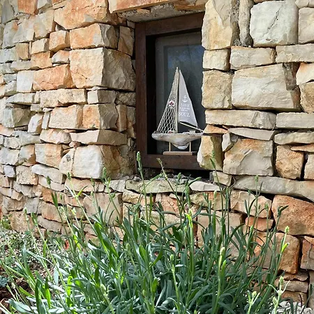 Liberta - Private Family With Pool & Garden *